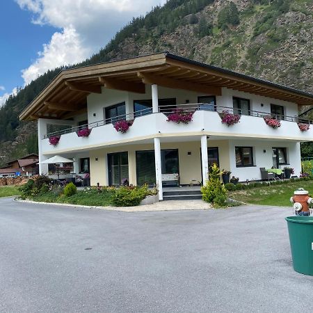Apart Adlerblick Appartement Längenfeld Buitenkant foto