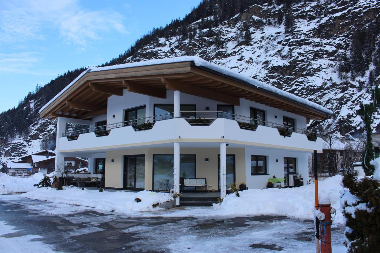 Apart Adlerblick Appartement Längenfeld Buitenkant foto